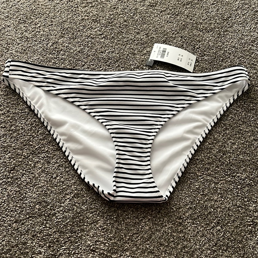 Abercrombie & Fitch bathing suit bottoms